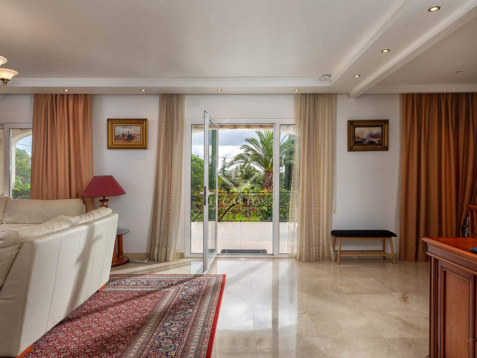 4 slaapkamer Villa te koop in Sant Feliu de Guixols met zwembad garage - € 1.950.000 (Ref: 8556264)