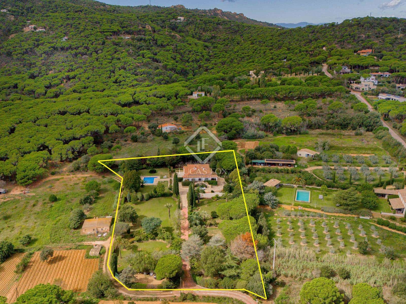 4 slaapkamer Villa te koop in Sant Feliu de Guixols met zwembad garage - € 1.950.000 (Ref: 8556264)