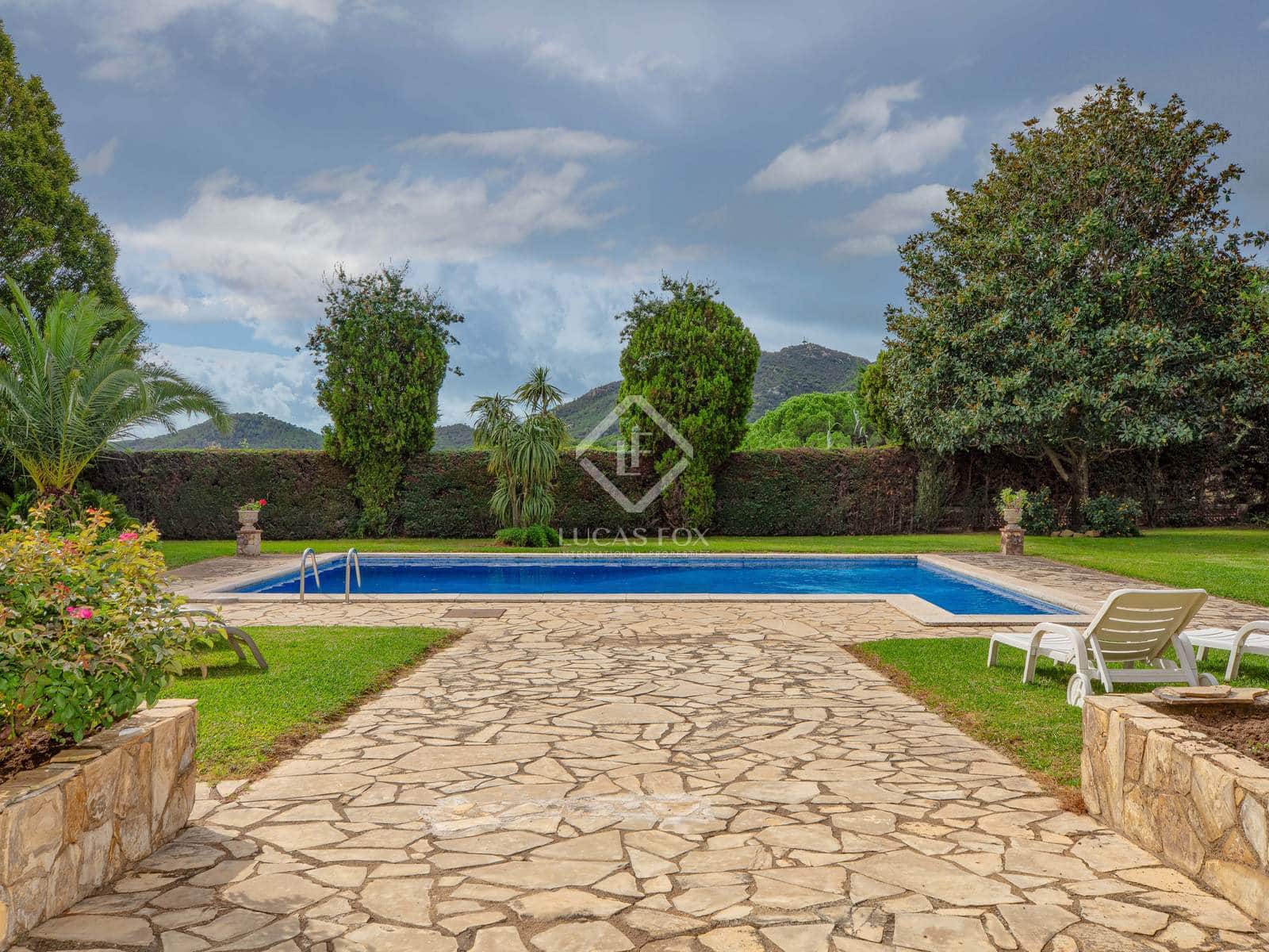 4 slaapkamer Villa te koop in Sant Feliu de Guixols met zwembad garage - € 1.950.000 (Ref: 8556264)