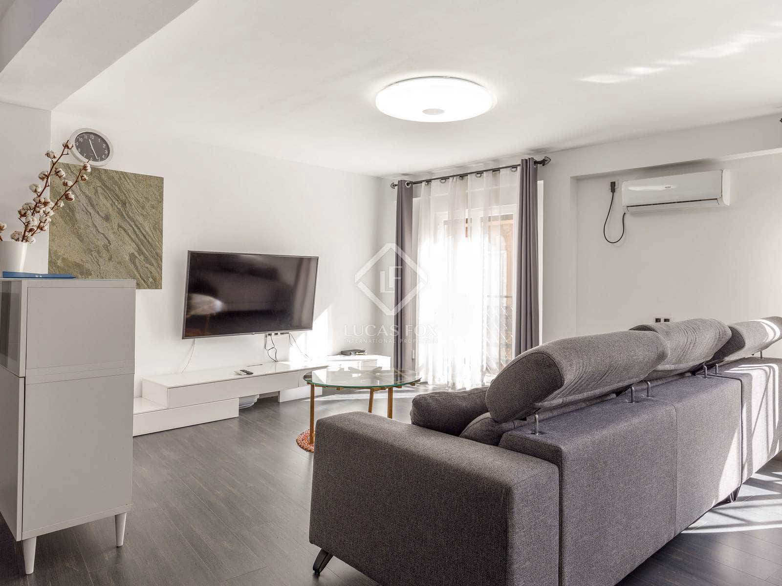 3 soverom Leilighet til leie i Valencia by - € 2 150 (Ref: 8562370)