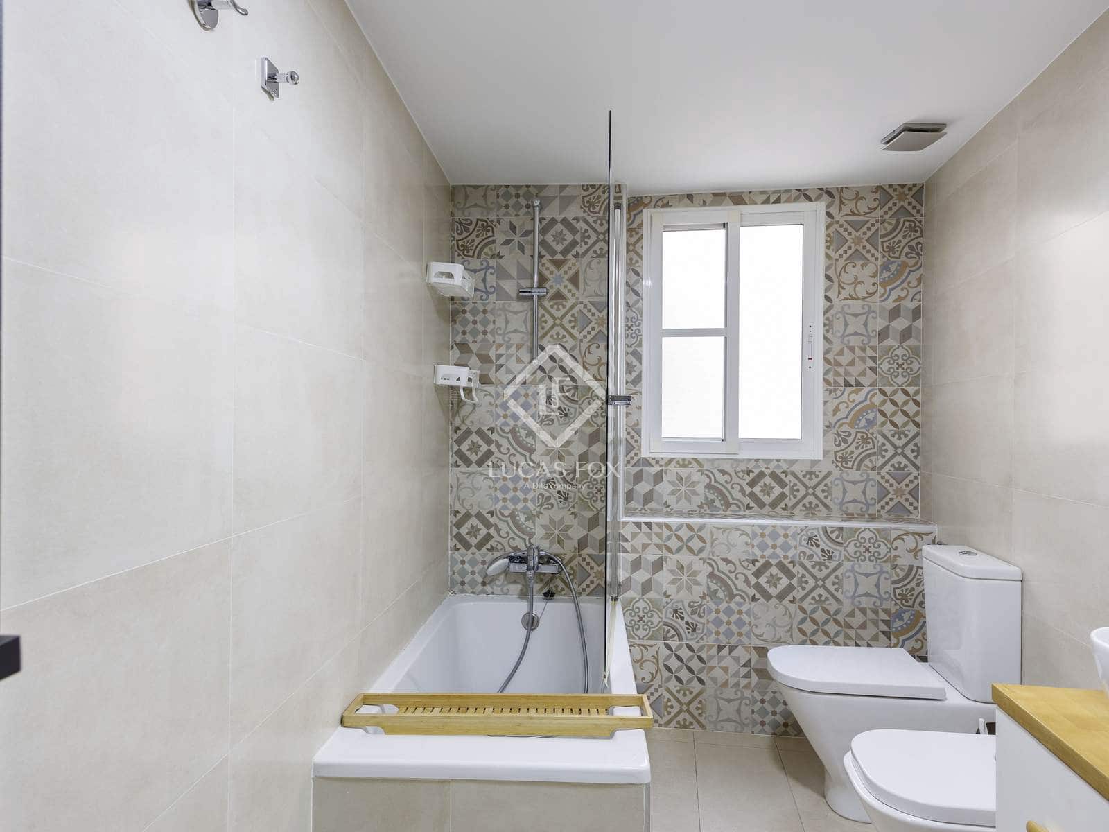 3 soverom Leilighet til leie i Valencia by - € 2 150 (Ref: 8562370)