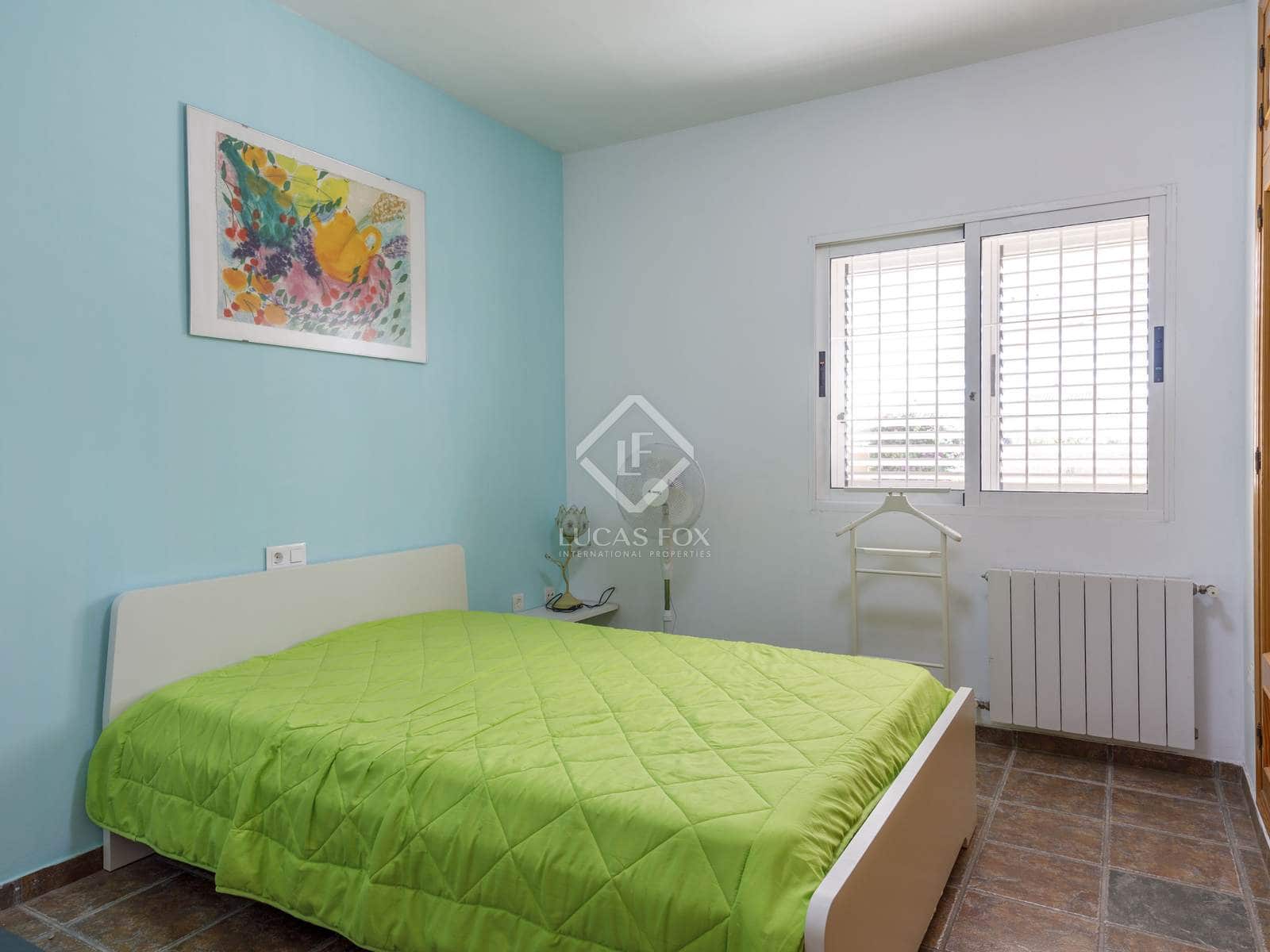 6 soveværelse Villa til salg i La Pobla de Vallbona med swimmingpool garage - € 995.000 (Ref: 8566943)