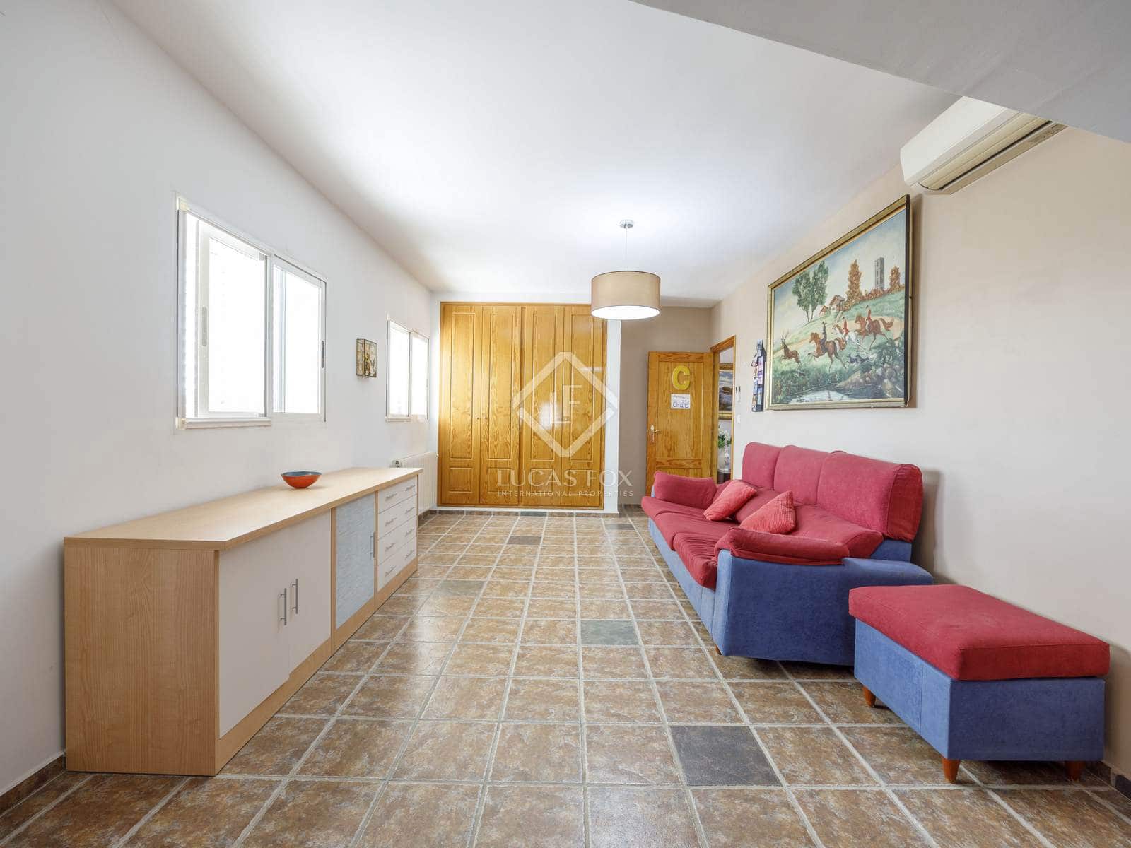 6 soveværelse Villa til salg i La Pobla de Vallbona med swimmingpool garage - € 995.000 (Ref: 8566943)