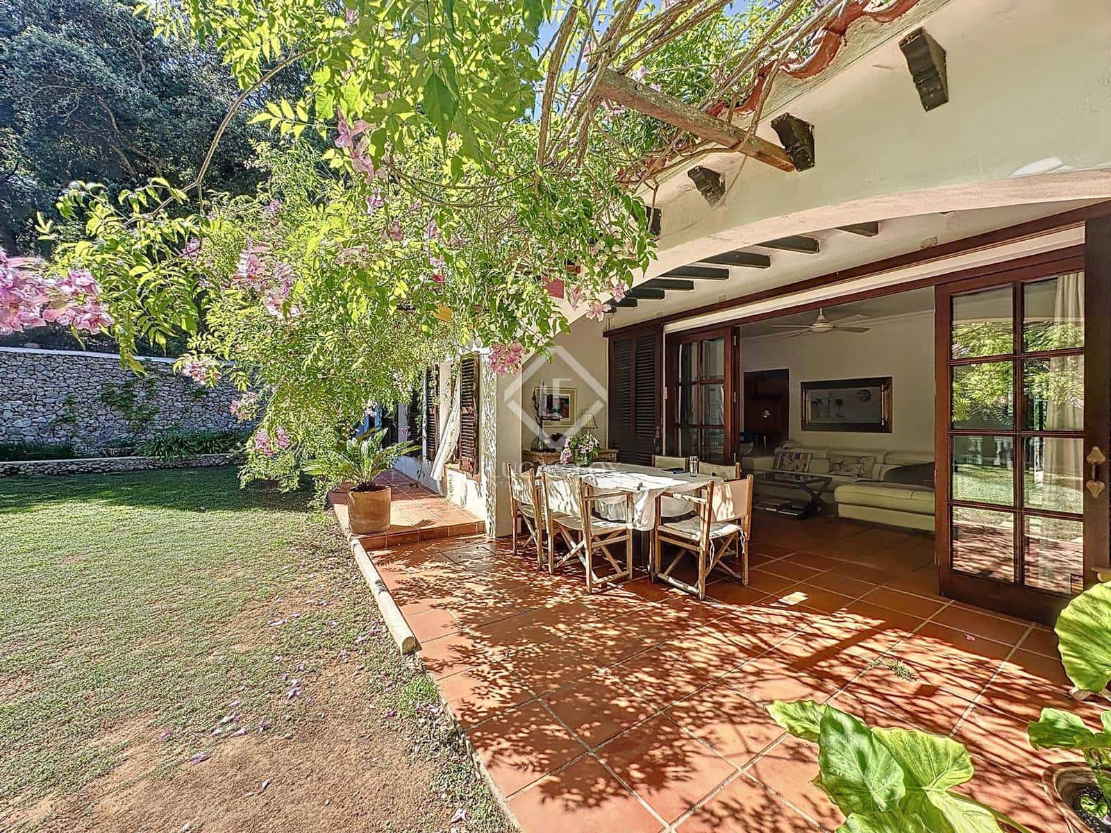 4 quarto Quinta/Casa Rural para venda em Es Mercadal com piscina garagem - 1 390 000 € (Ref: 8567332)