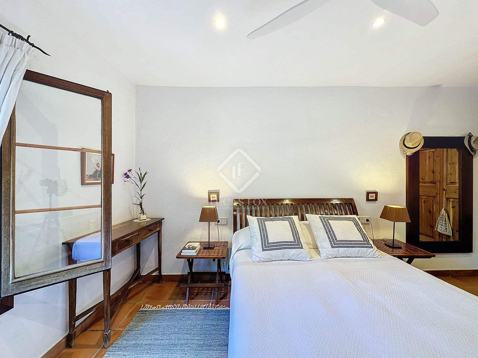 4 quarto Quinta/Casa Rural para venda em Es Mercadal com piscina garagem - 1 390 000 € (Ref: 8567332)