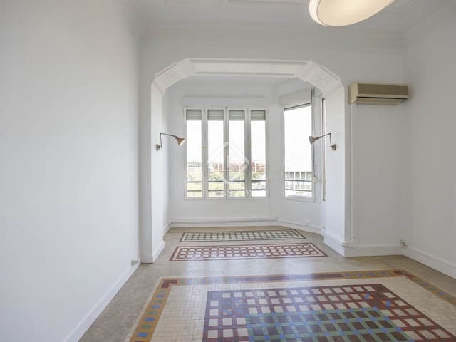 5 camera da letto Appartamento da affittare in Valencia città - 2.500 € (Rif: 8568599)