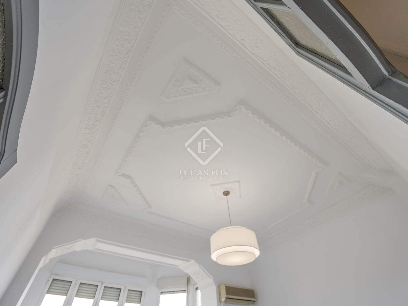 5 bedroom Apartment for rent in Valencia city - € 2,500 (Ref: 8568599)