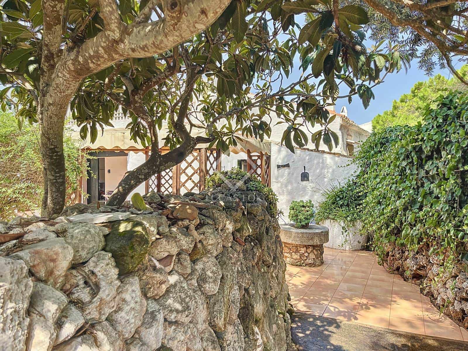 5 sovrum Villa till salu i Es Castell med pool garage - 995 000 € (Ref: 8569157)