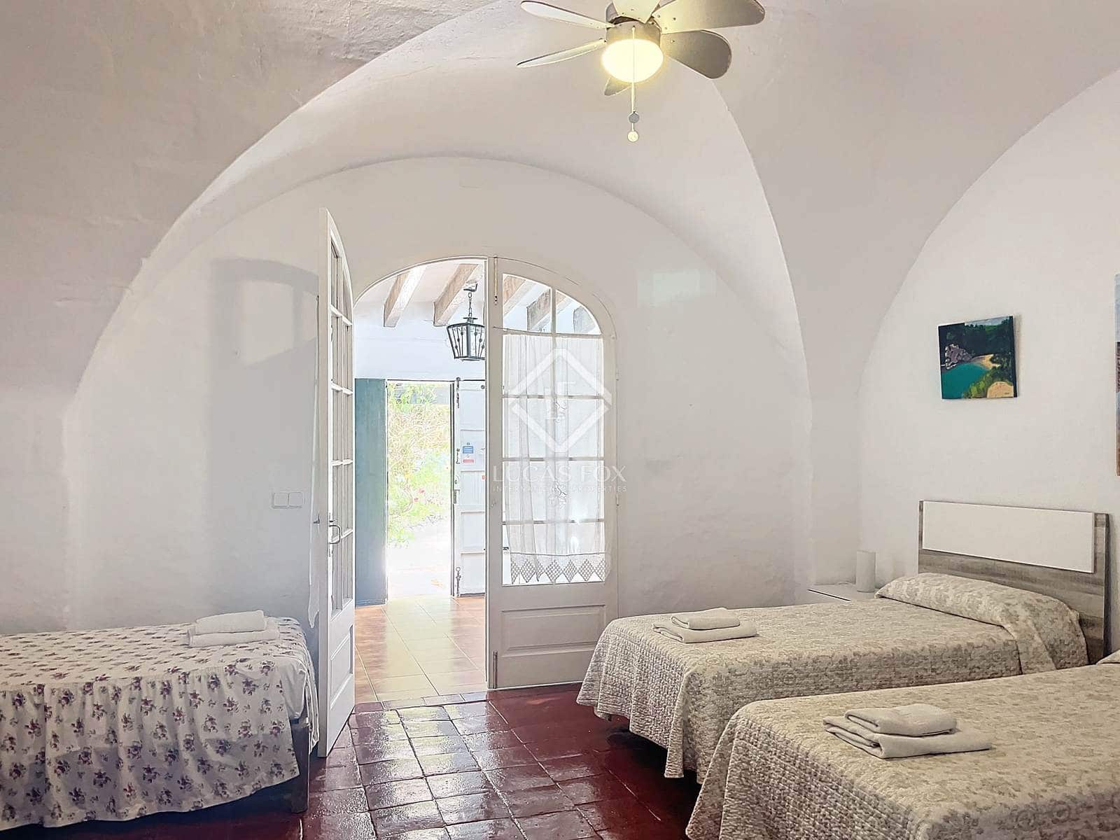 5 sovrum Villa till salu i Es Castell med pool garage - 995 000 € (Ref: 8569157)