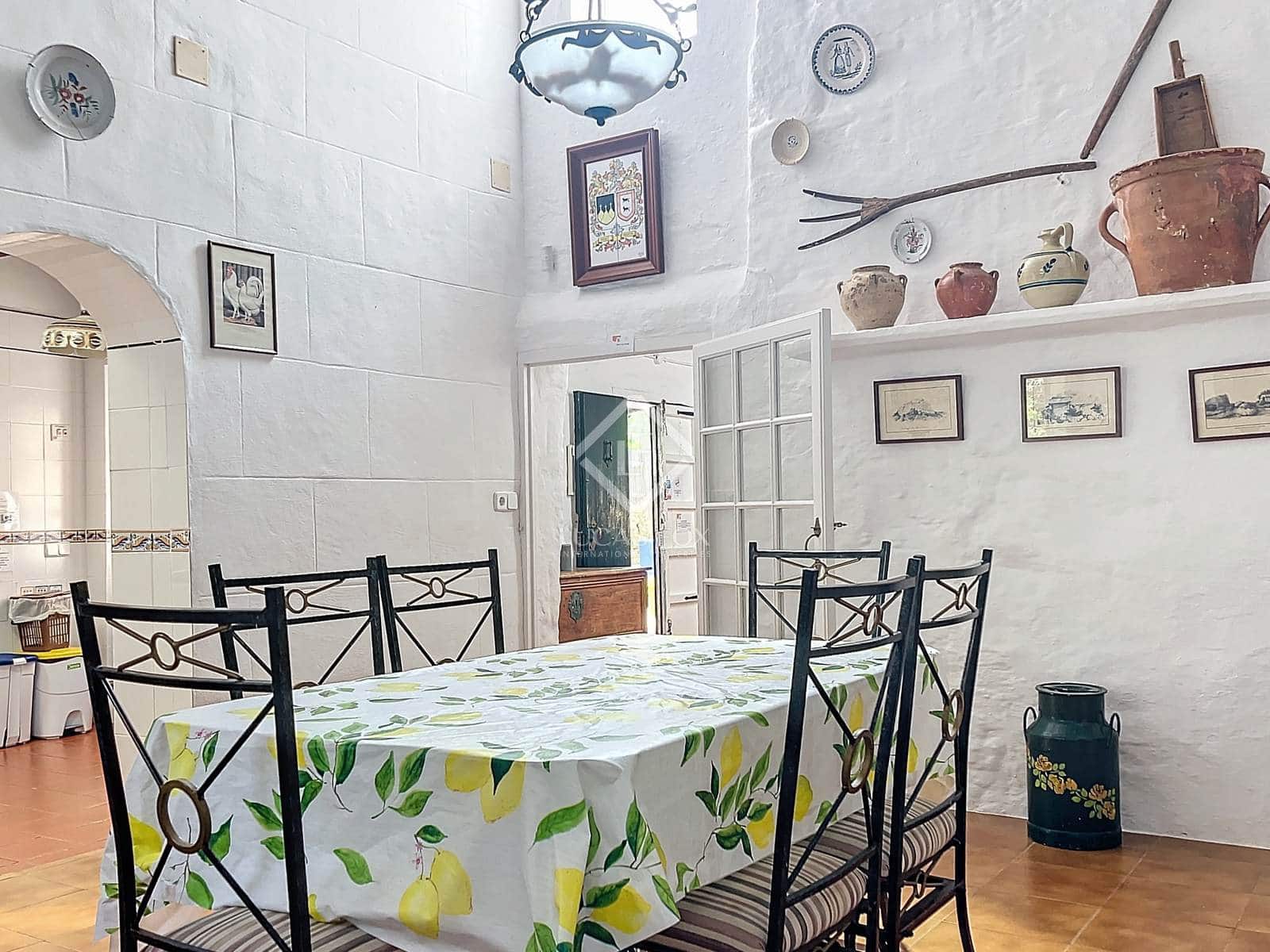 5 sovrum Villa till salu i Es Castell med pool garage - 995 000 € (Ref: 8569157)