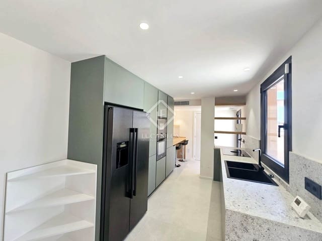 Ático de 4 habitaciones en Palma de Mallorca en venta con garaje - 1.190.000 € (Ref: 8569319)