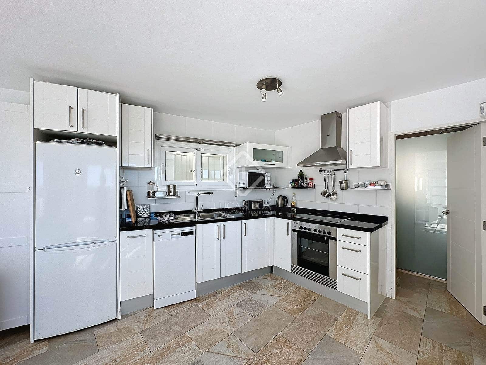 2 soveværelse Villa til salg i Alayor / Alaior - € 850.000 (Ref: 8569321)