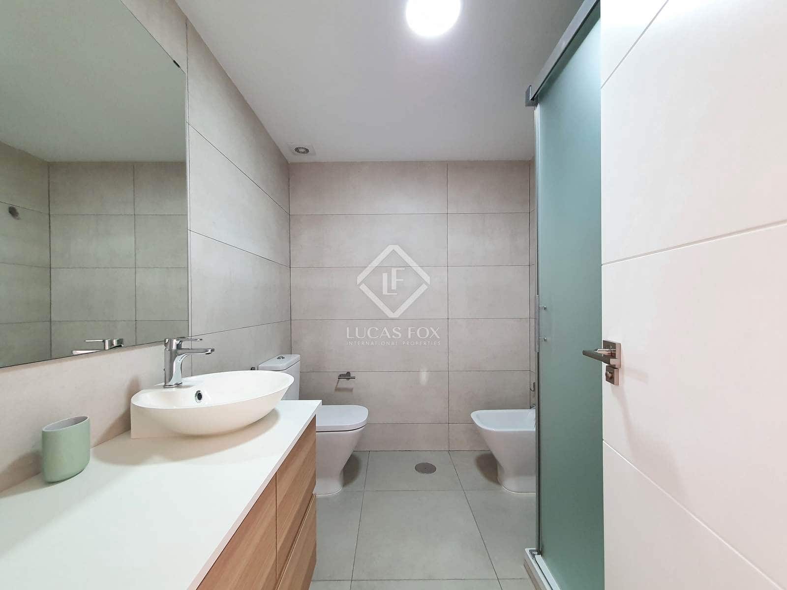 3 bedroom Apartment for rent in Malaga city with garage - € 2,200 (Ref: 8571129)