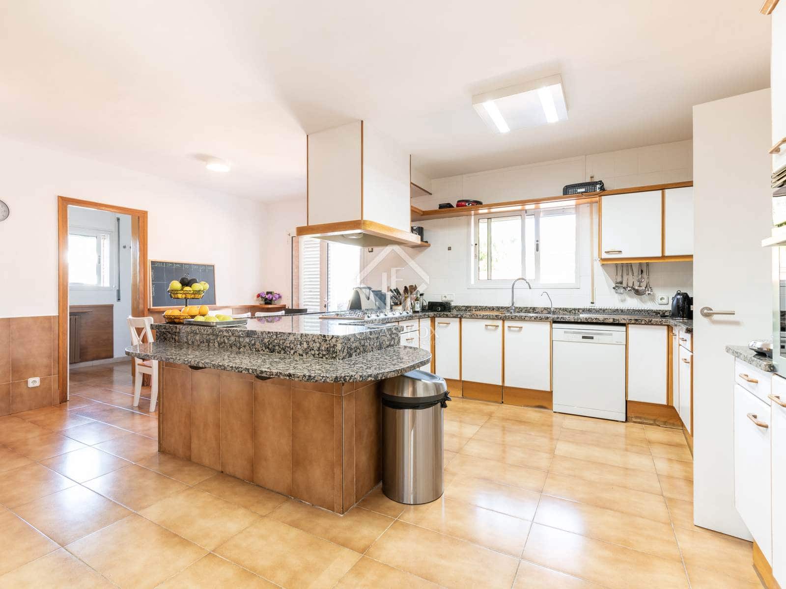 7 quarto Moradia para venda em Bellaterra com piscina garagem - 2 400 000 € (Ref: 8571786)