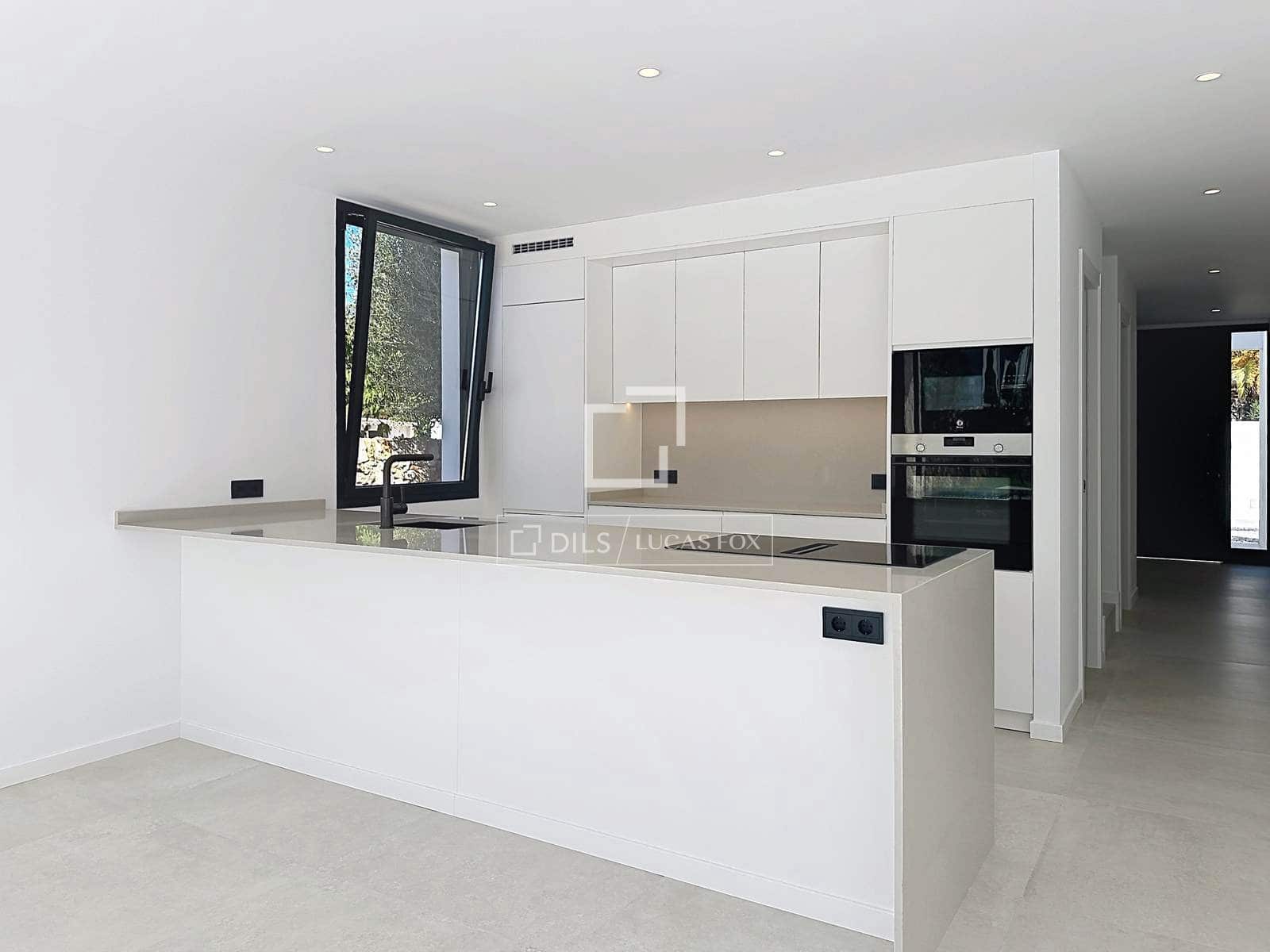 3 camera da letto Villa in vendita in Ciutadella de Menorca con piscina garage - 1.295.000 € (Rif: 8573106)