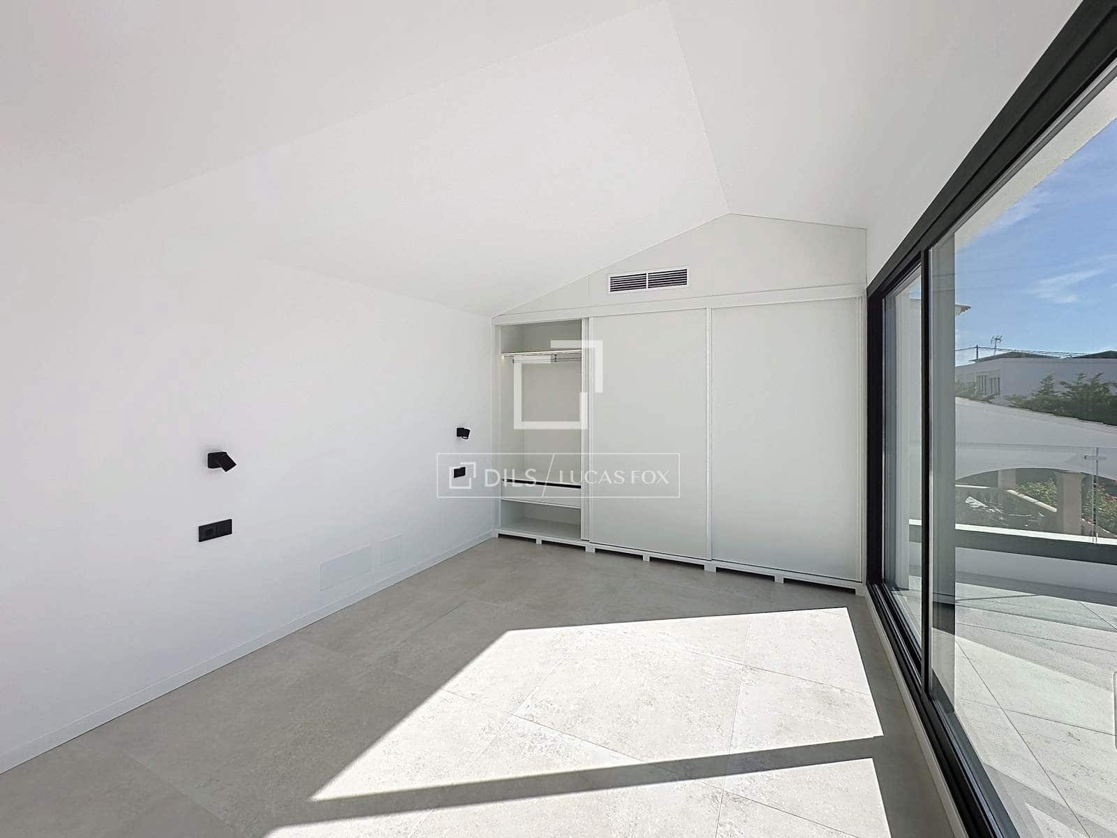 3 camera da letto Villa in vendita in Ciutadella de Menorca con piscina garage - 1.295.000 € (Rif: 8573106)