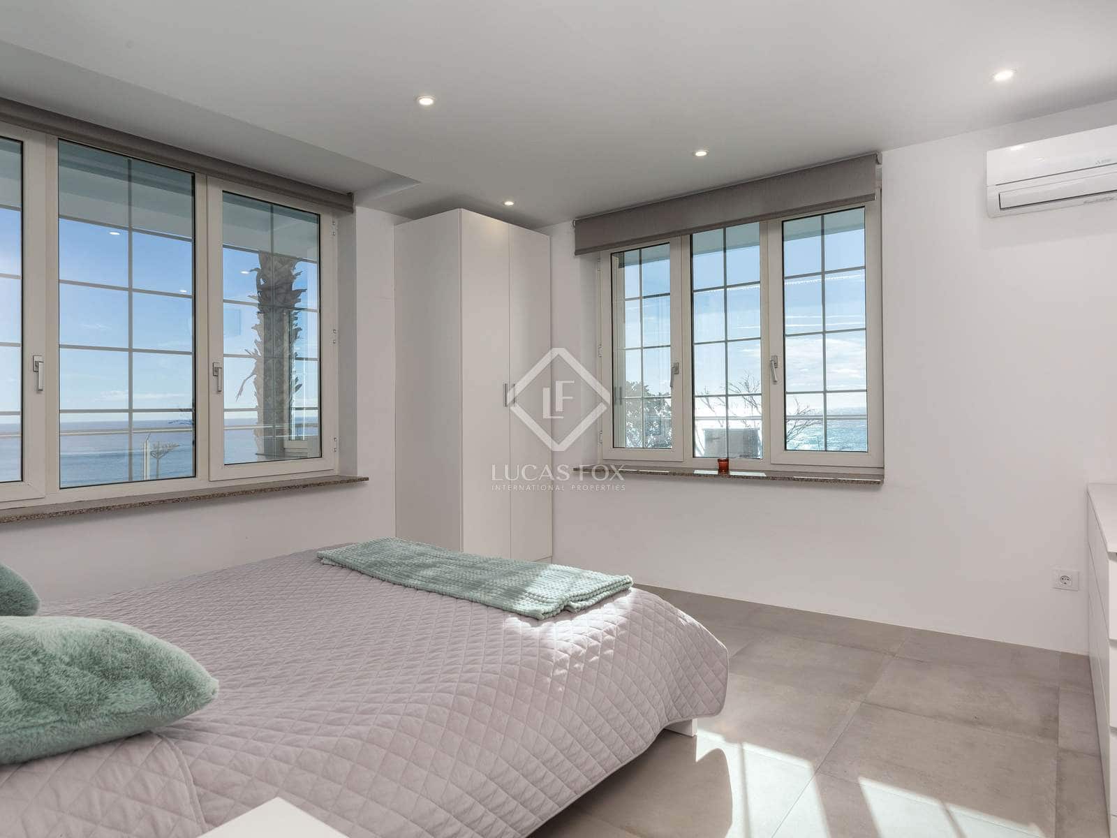 4 soverom Villa til salgs i Lloret de Mar med svømmebasseng garasje - € 4 900 000 (Ref: 8573295)