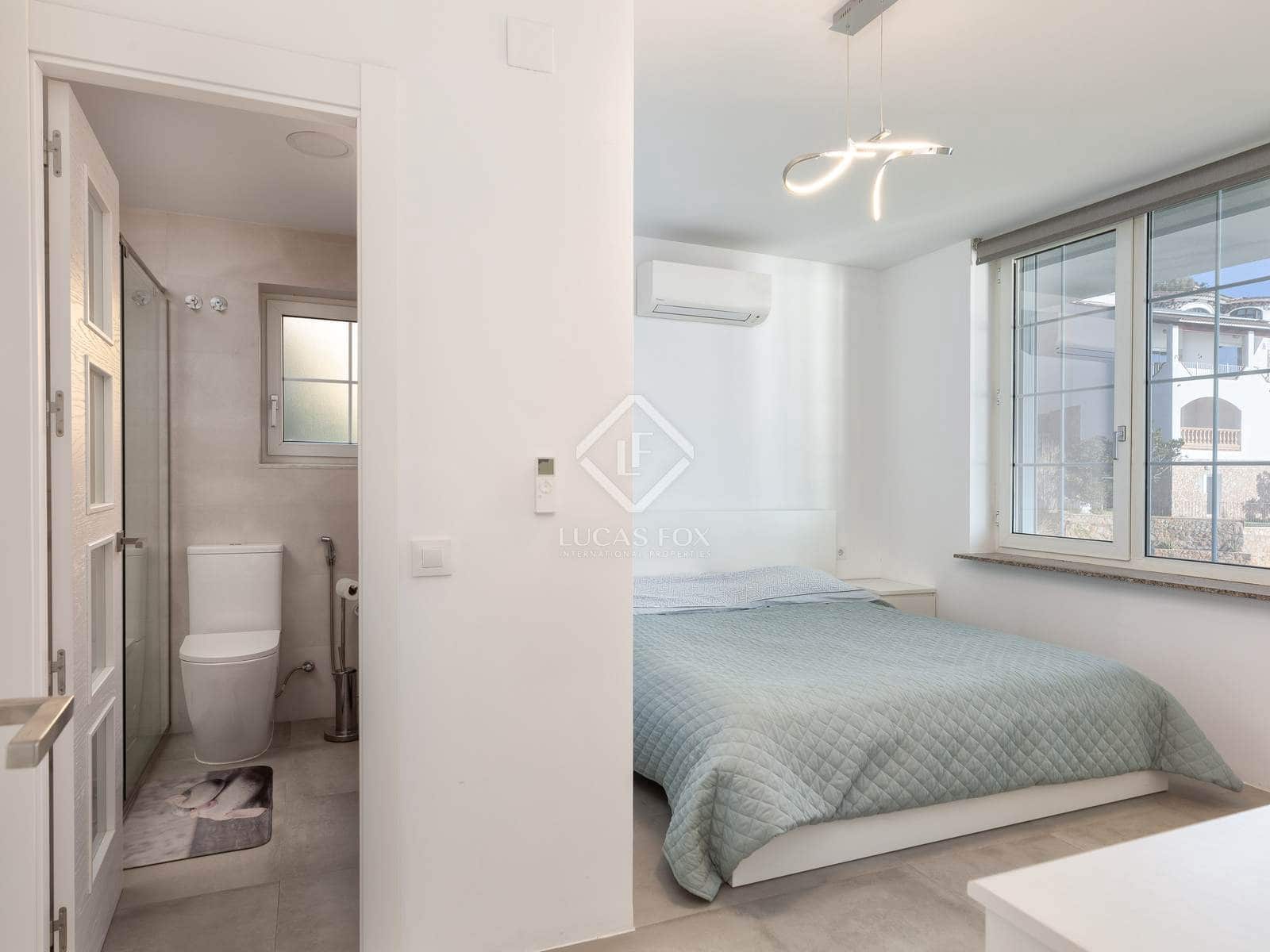 4 soverom Villa til salgs i Lloret de Mar med svømmebasseng garasje - € 4 900 000 (Ref: 8573295)