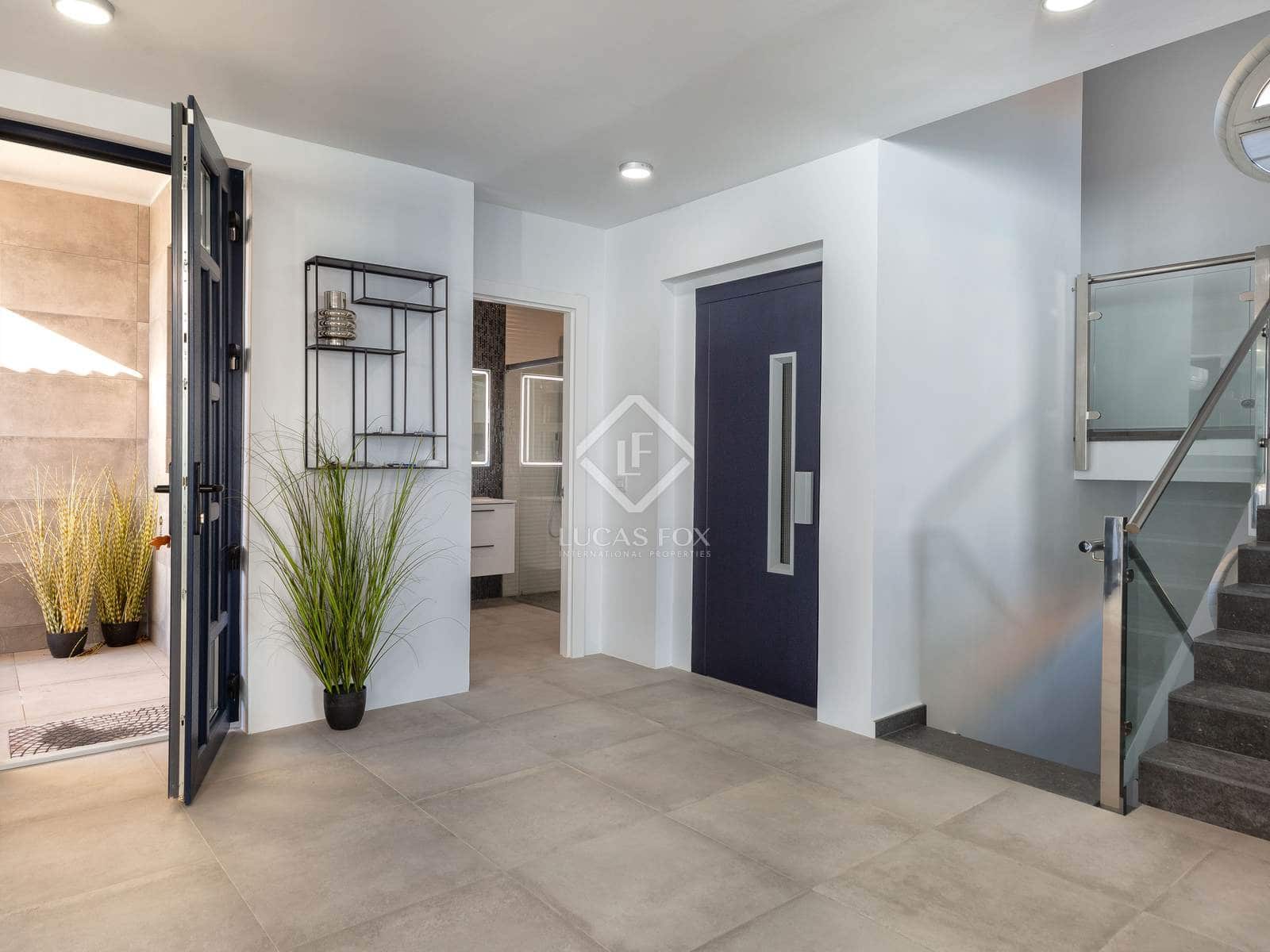 4 soverom Villa til salgs i Lloret de Mar med svømmebasseng garasje - € 4 900 000 (Ref: 8573295)