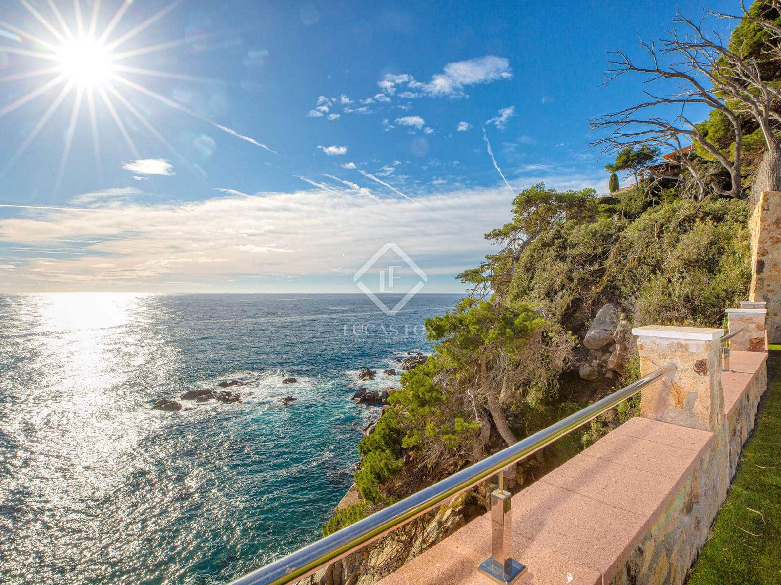 4 soverom Villa til salgs i Lloret de Mar med svømmebasseng garasje - € 4 900 000 (Ref: 8573295)