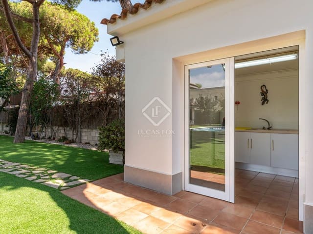 9 chambre Villa/Maison à vendre à Castelldefels avec piscine garage - 8 000 000 € (Ref: 8573628)