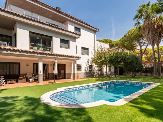 9 chambre Villa/Maison à vendre à Castelldefels avec piscine garage - 8 000 000 € (Ref: 8573628)