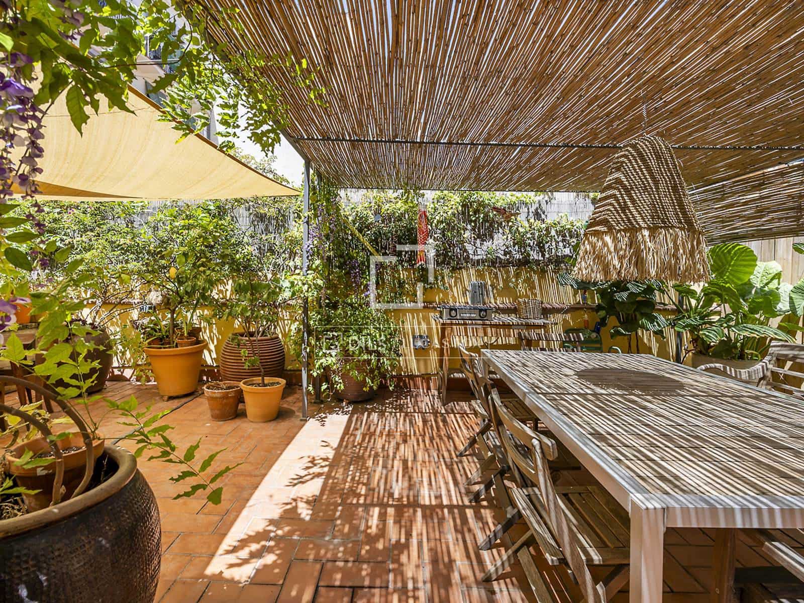 2 soveværelse Lejlighed til leje i Barcelona by - € 3.800 (Ref: 8575417)