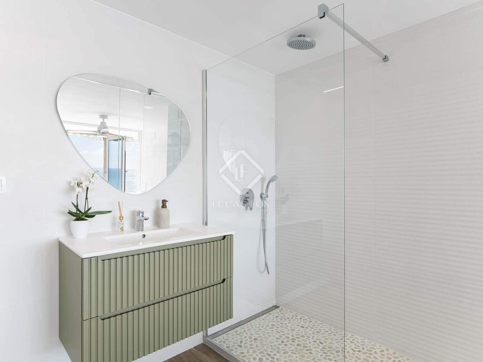 3 makuuhuone Huoneisto myytävänä paikassa Alicante kaupunki - 470 000 € (Ref: 8575796)