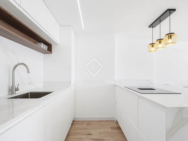 3 makuuhuone Huoneisto myytävänä paikassa Alicante kaupunki - 470 000 € (Ref: 8575796)