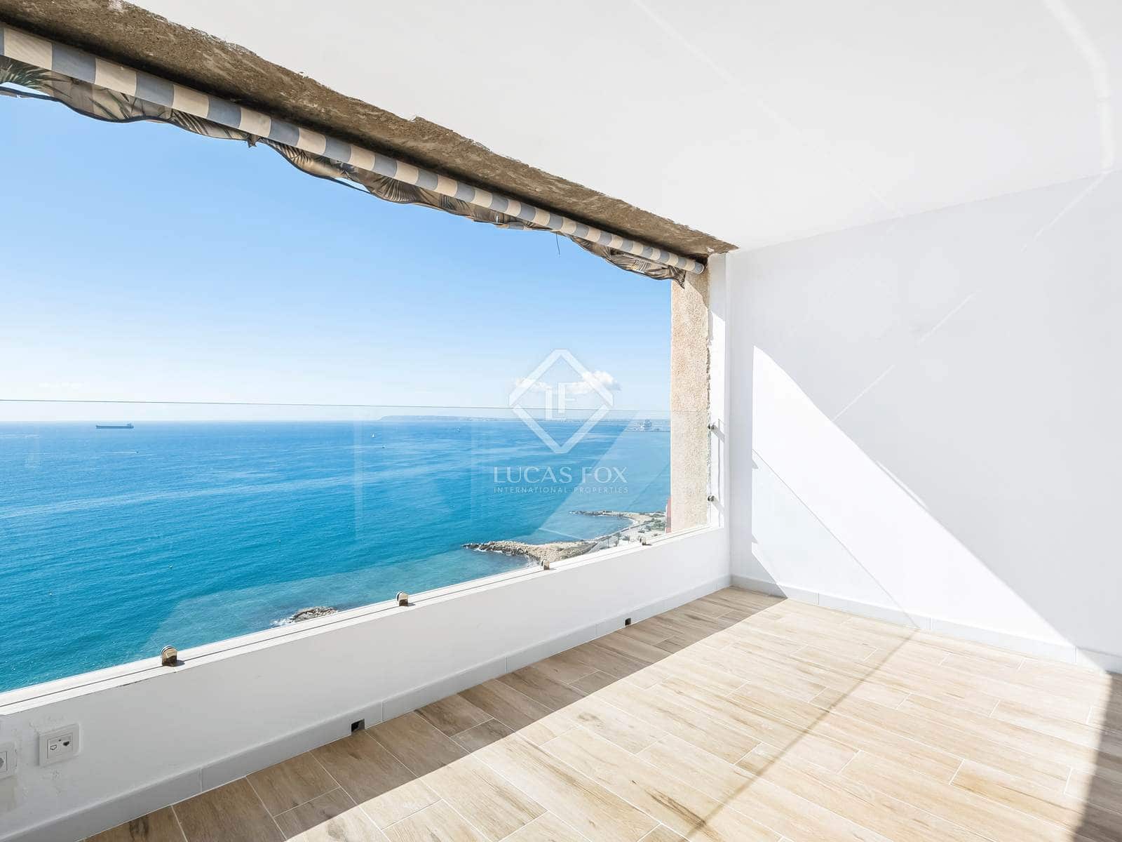 3 makuuhuone Huoneisto myytävänä paikassa Alicante kaupunki - 470 000 € (Ref: 8575796)