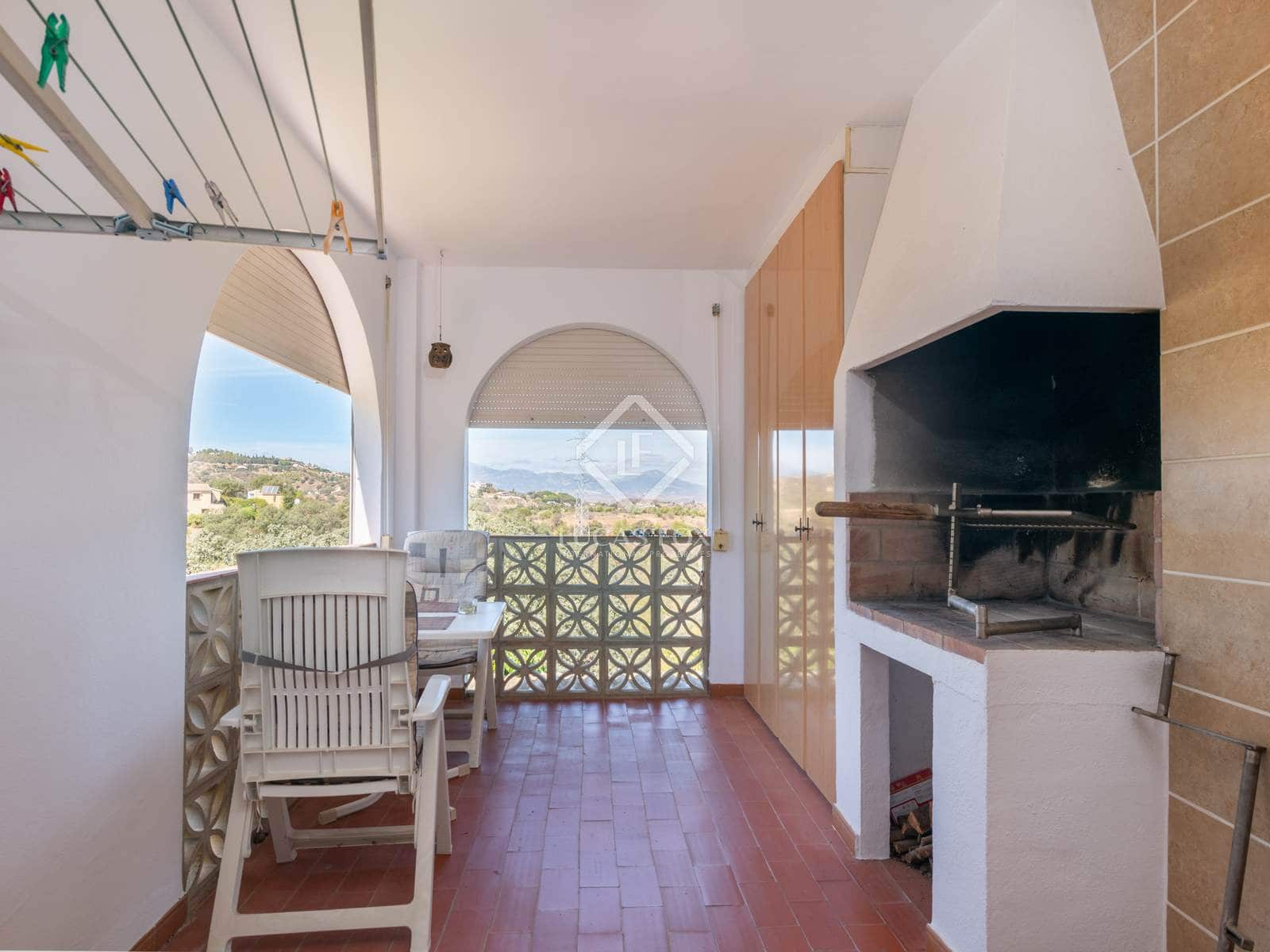 5 soveværelse Villa til salg i Alhaurin el Grande med swimmingpool garage - € 550.000 (Ref: 8575865)