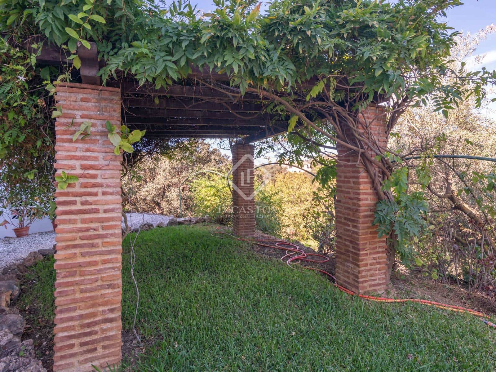 5 soveværelse Villa til salg i Alhaurin el Grande med swimmingpool garage - € 550.000 (Ref: 8575865)