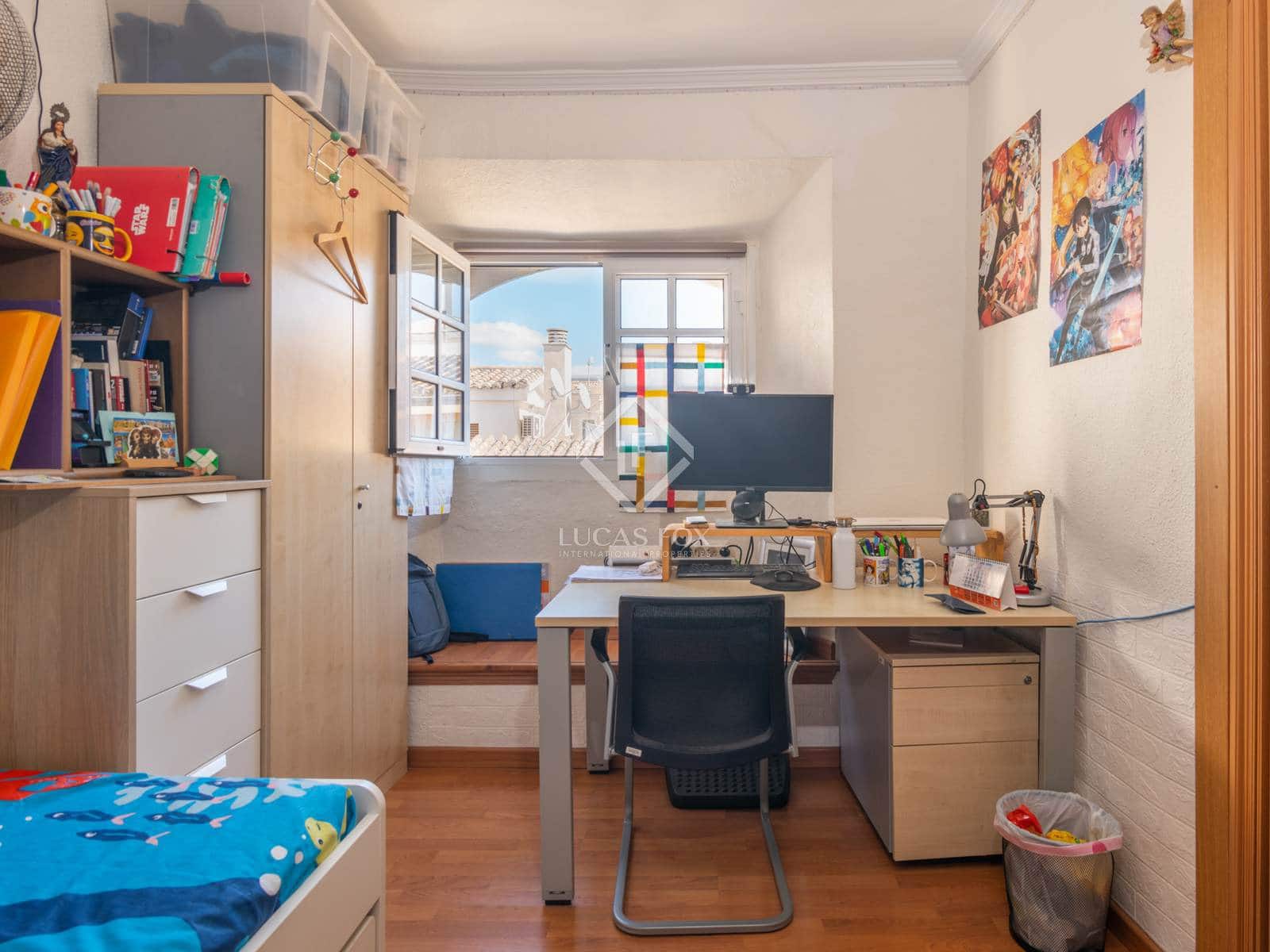 6 soveværelse Erhverv til salg i Malaga by - € 3.627.000 (Ref: 8575867)