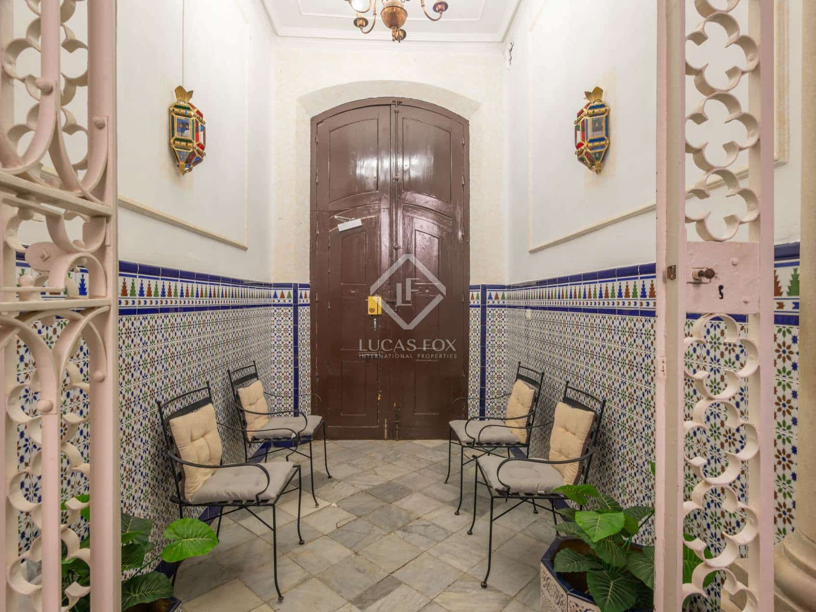 6 soveværelse Erhverv til salg i Malaga by - € 3.627.000 (Ref: 8575867)