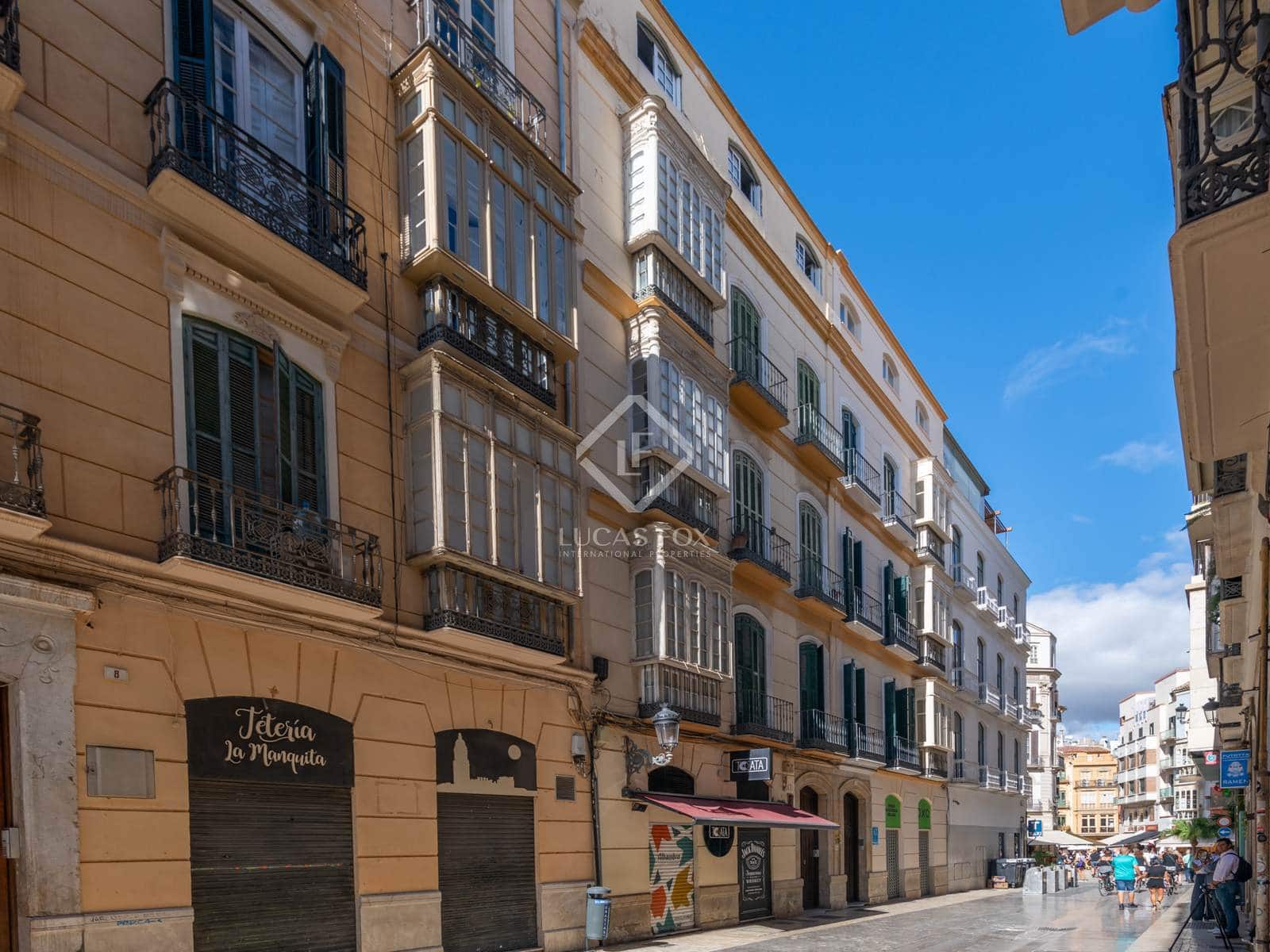 6 soveværelse Erhverv til salg i Malaga by - € 3.627.000 (Ref: 8575867)
