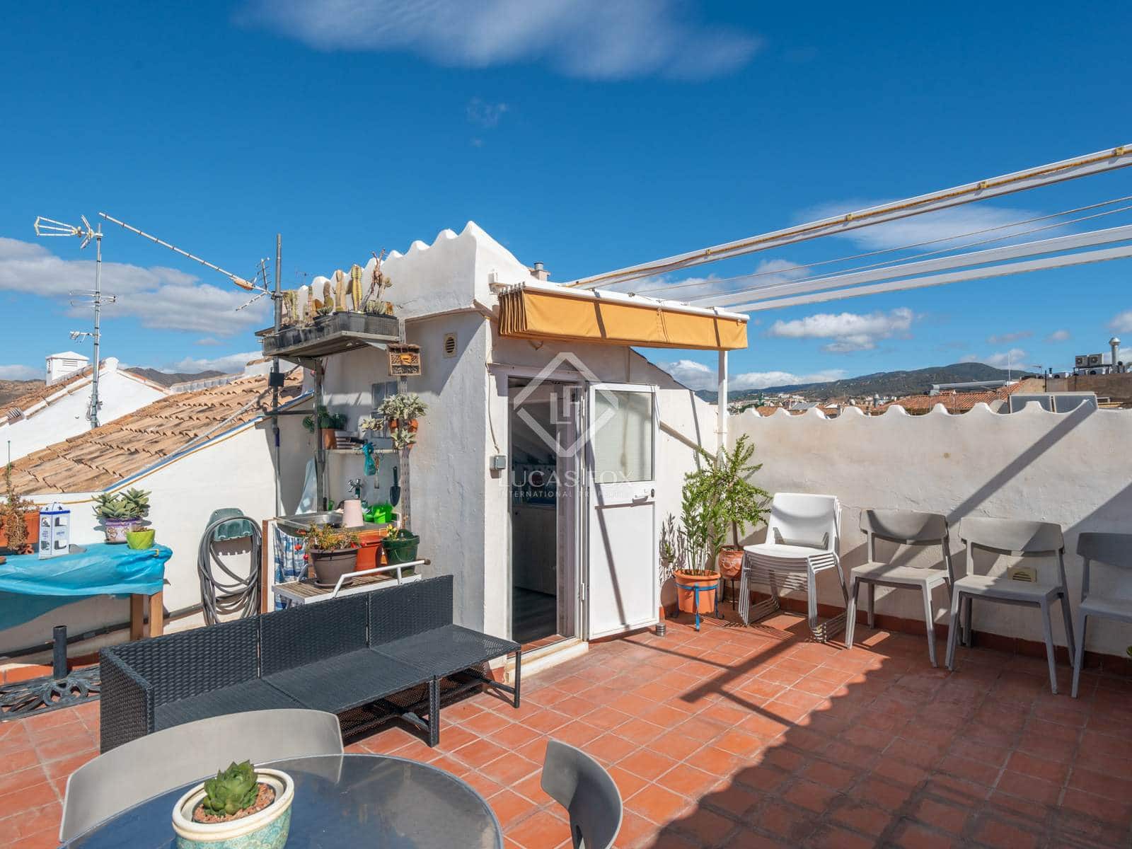 6 soveværelse Erhverv til salg i Malaga by - € 3.627.000 (Ref: 8575867)