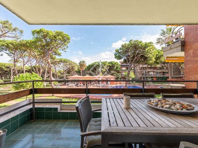 3 bedroom Apartment for sale in Gavà with pool garage - € 700,000 (Ref: 8576110)