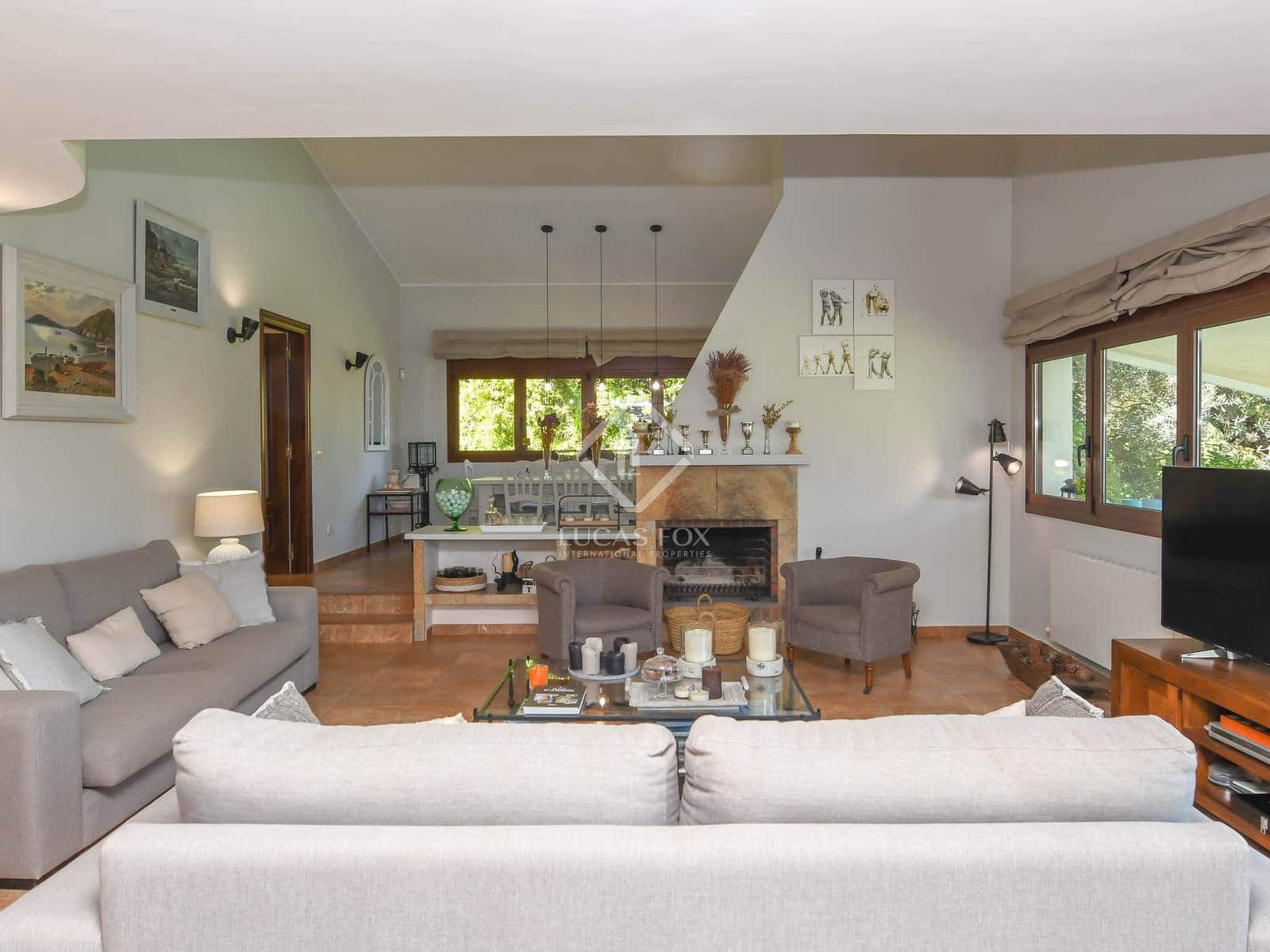 5 sypialnia Willa na sprzedaż w Santa Cristina d'Aro z basenem garażem - 1 600 000 € (Ref: 8578536)