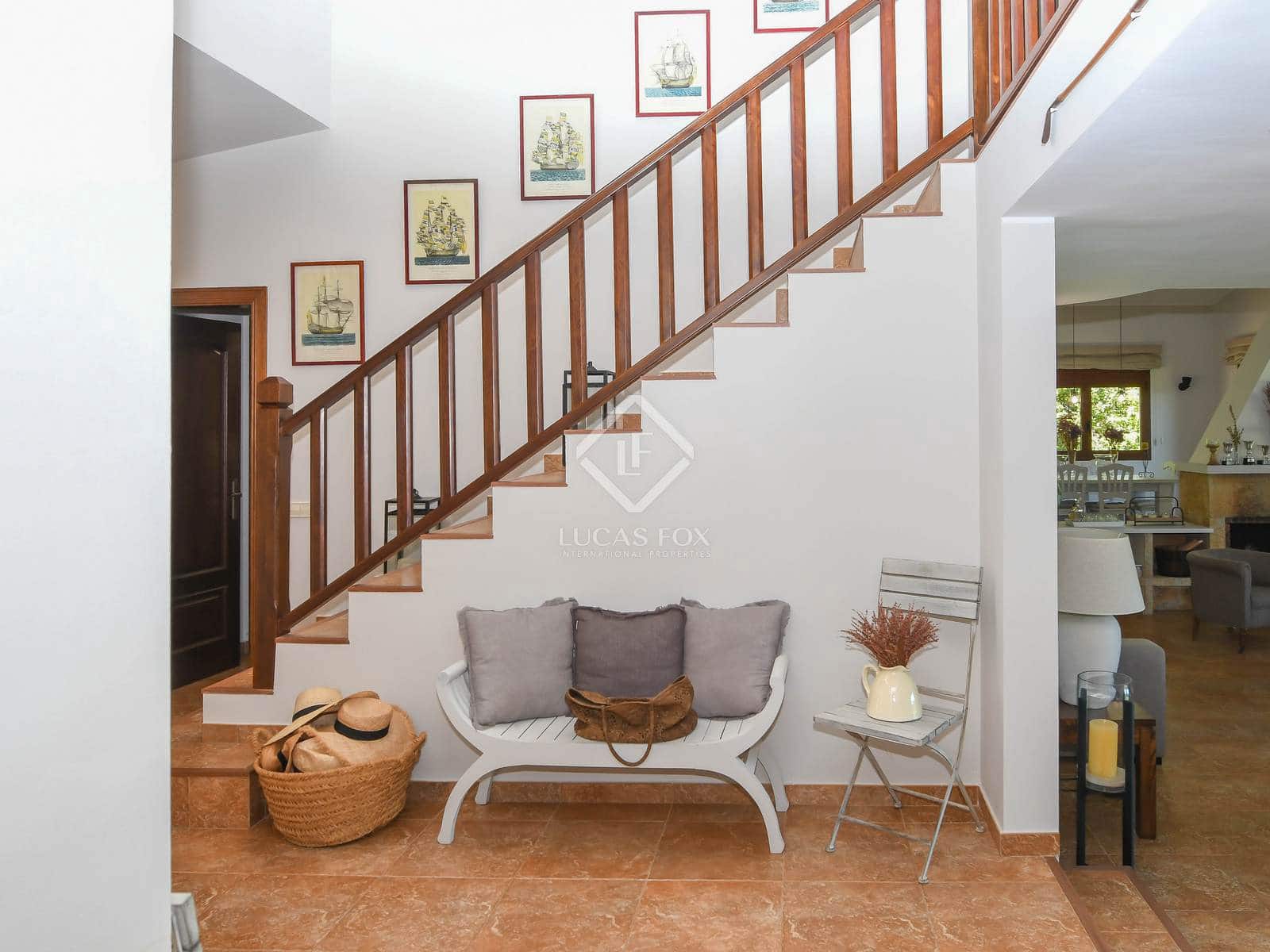 5 sypialnia Willa na sprzedaż w Santa Cristina d'Aro z basenem garażem - 1 600 000 € (Ref: 8578536)