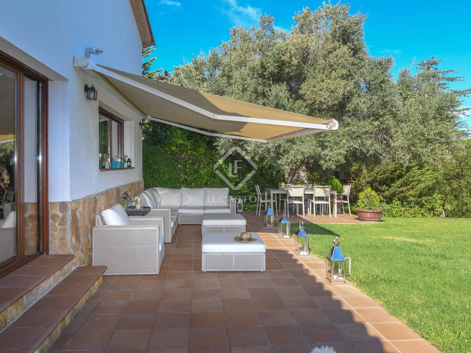 5 sypialnia Willa na sprzedaż w Santa Cristina d'Aro z basenem garażem - 1 600 000 € (Ref: 8578536)