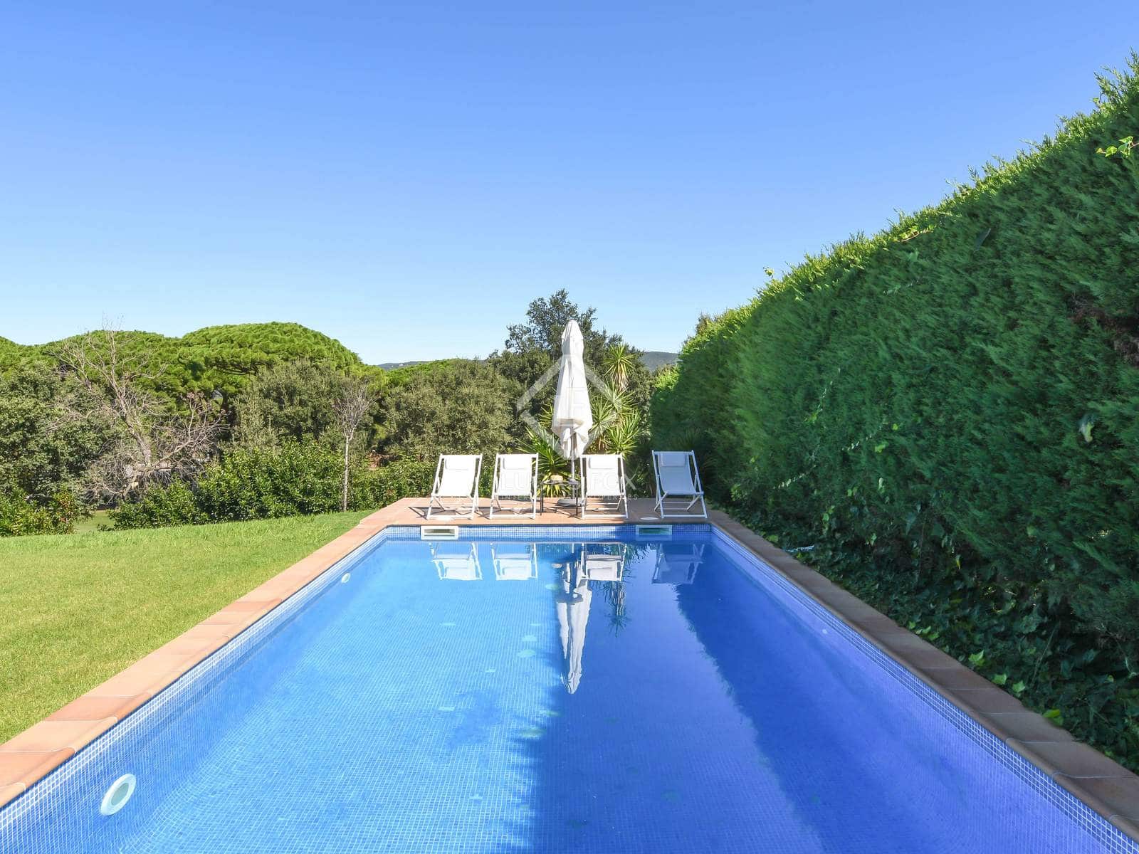 5 sypialnia Willa na sprzedaż w Santa Cristina d'Aro z basenem garażem - 1 600 000 € (Ref: 8578536)