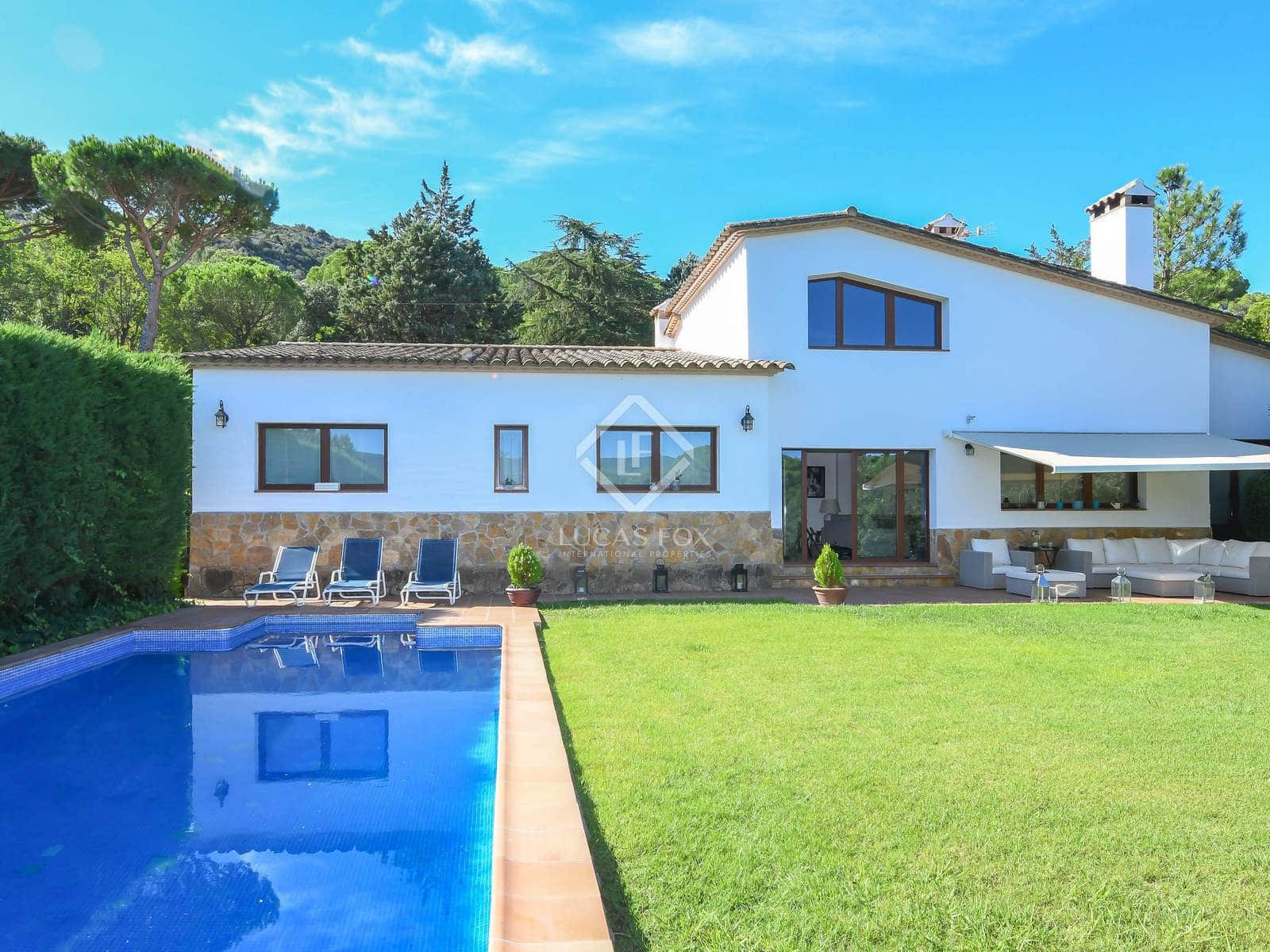 5 sypialnia Willa na sprzedaż w Santa Cristina d'Aro z basenem garażem - 1 600 000 € (Ref: 8578536)