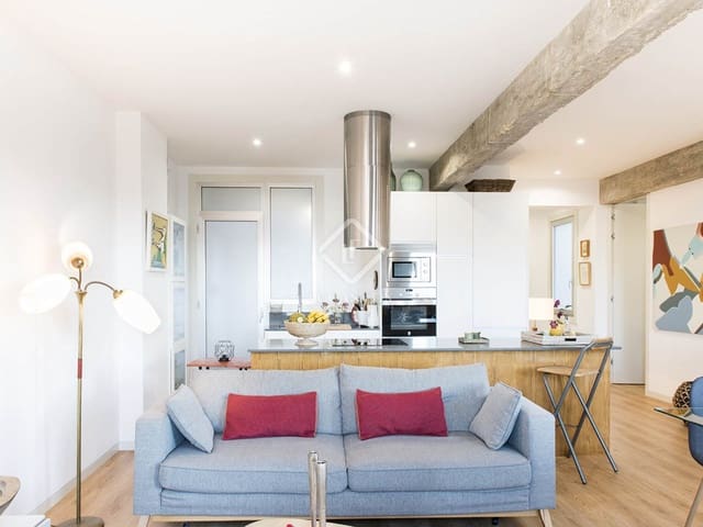 Apartamento de 2 habitaciones en Vigo en alquiler - 1.500 € (Ref: 8578638)