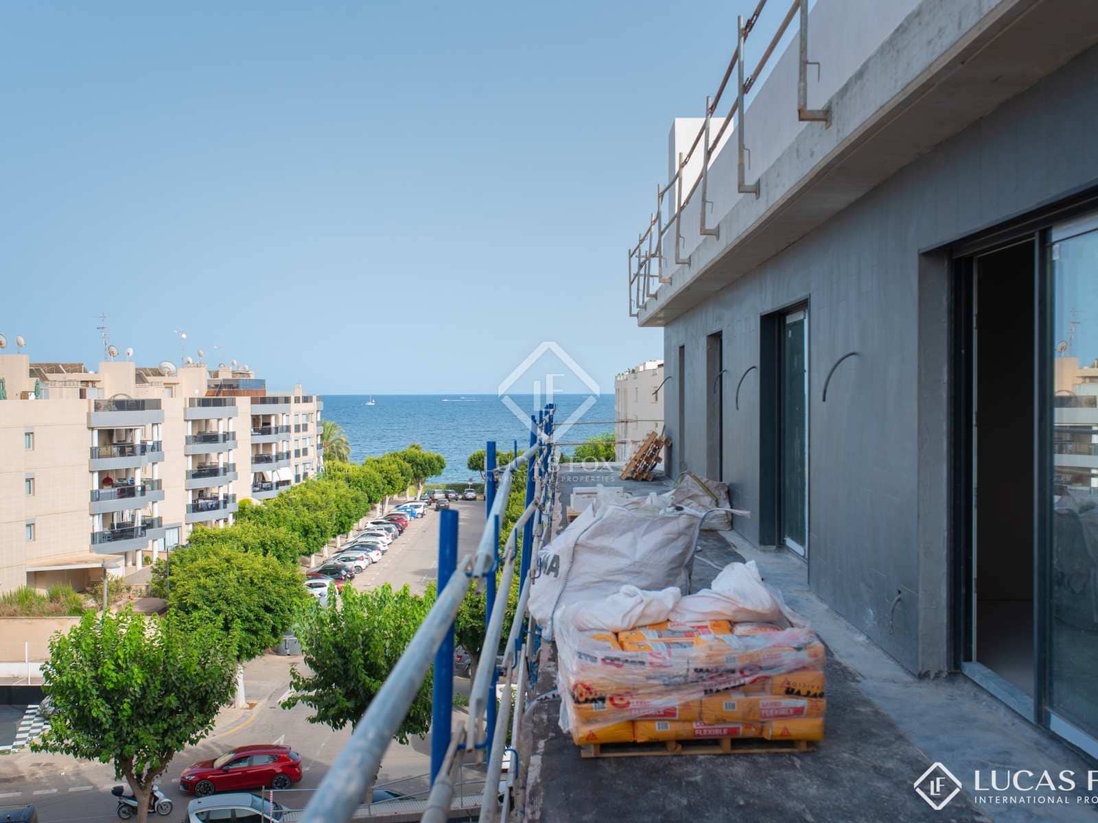 3 soverom Penthouse til salgs i Ibiza by med svømmebasseng garasje - € 807 600 (Ref: 8578639)