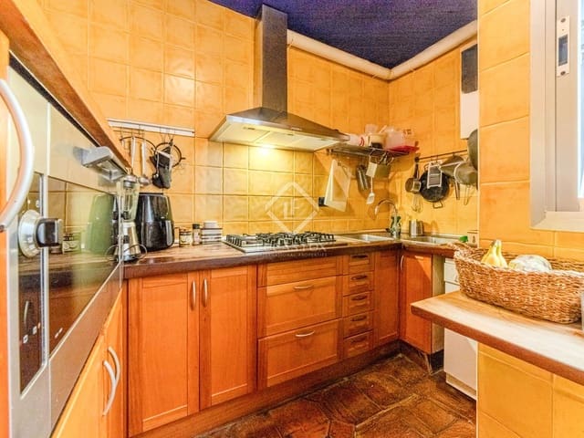 3 bedroom Villa for sale in Sitges - € 995,000 (Ref: 8578737)