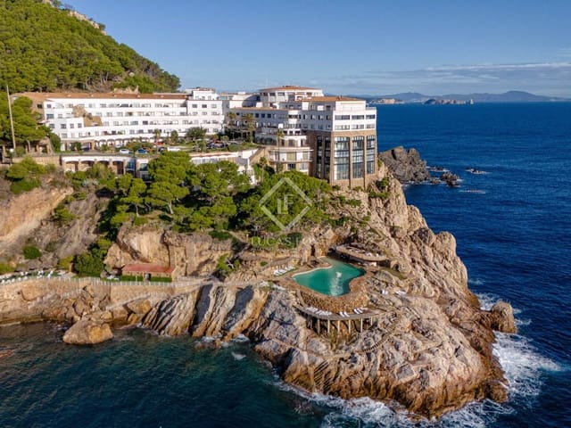 4 chambre Appartement à vendre à Begur avec piscine garage - 1 650 000 € (Ref: 8579052)