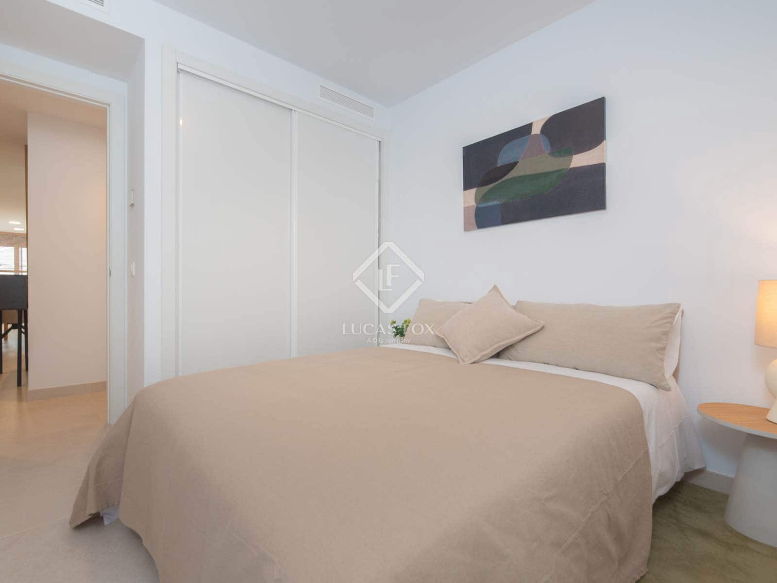 2 slaapkamer Penthouse te koop in Ibiza dorp met zwembad garage - € 698.000 (Ref: 8580760)