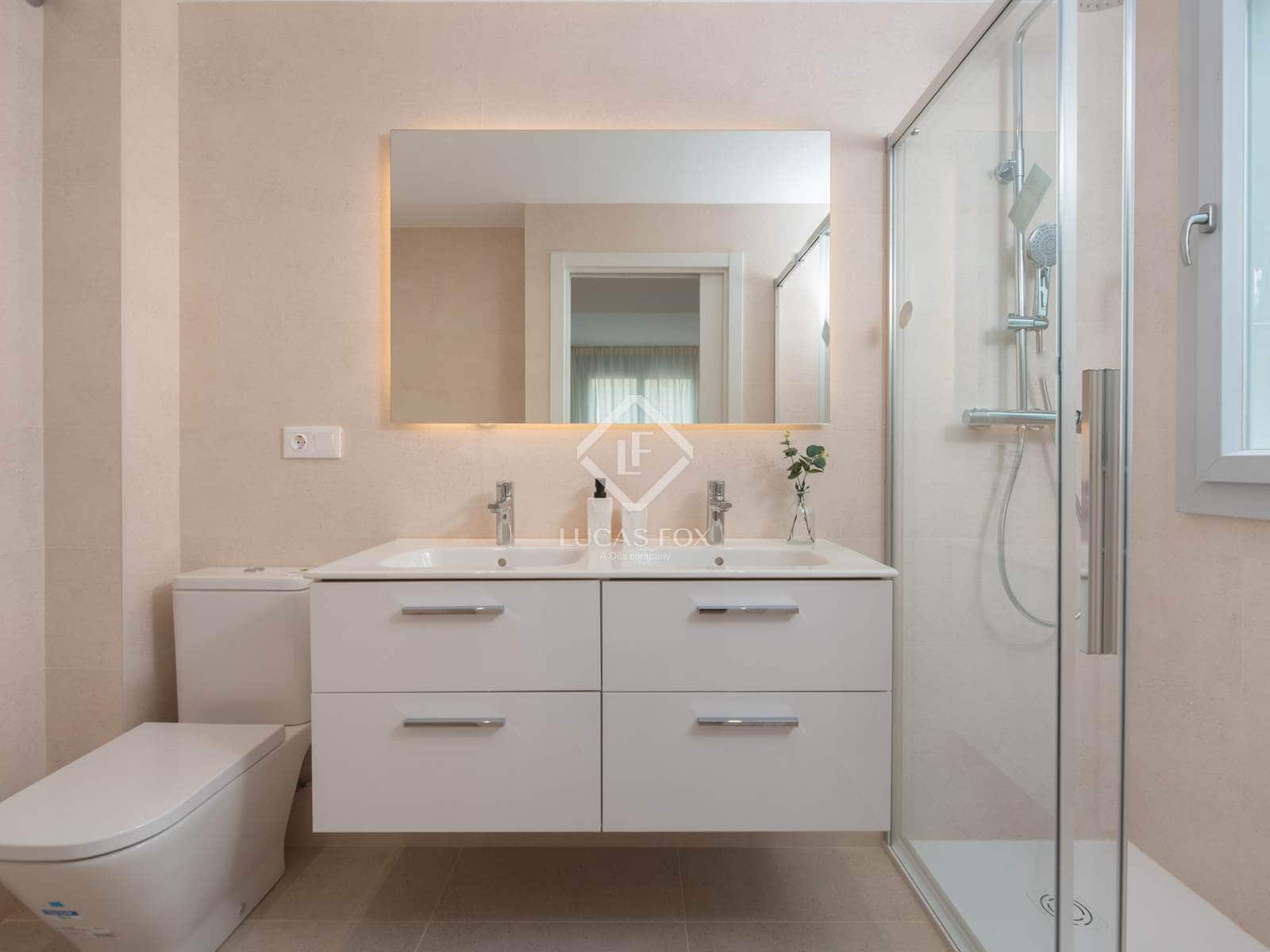 2 slaapkamer Penthouse te koop in Ibiza dorp met zwembad garage - € 698.000 (Ref: 8580760)