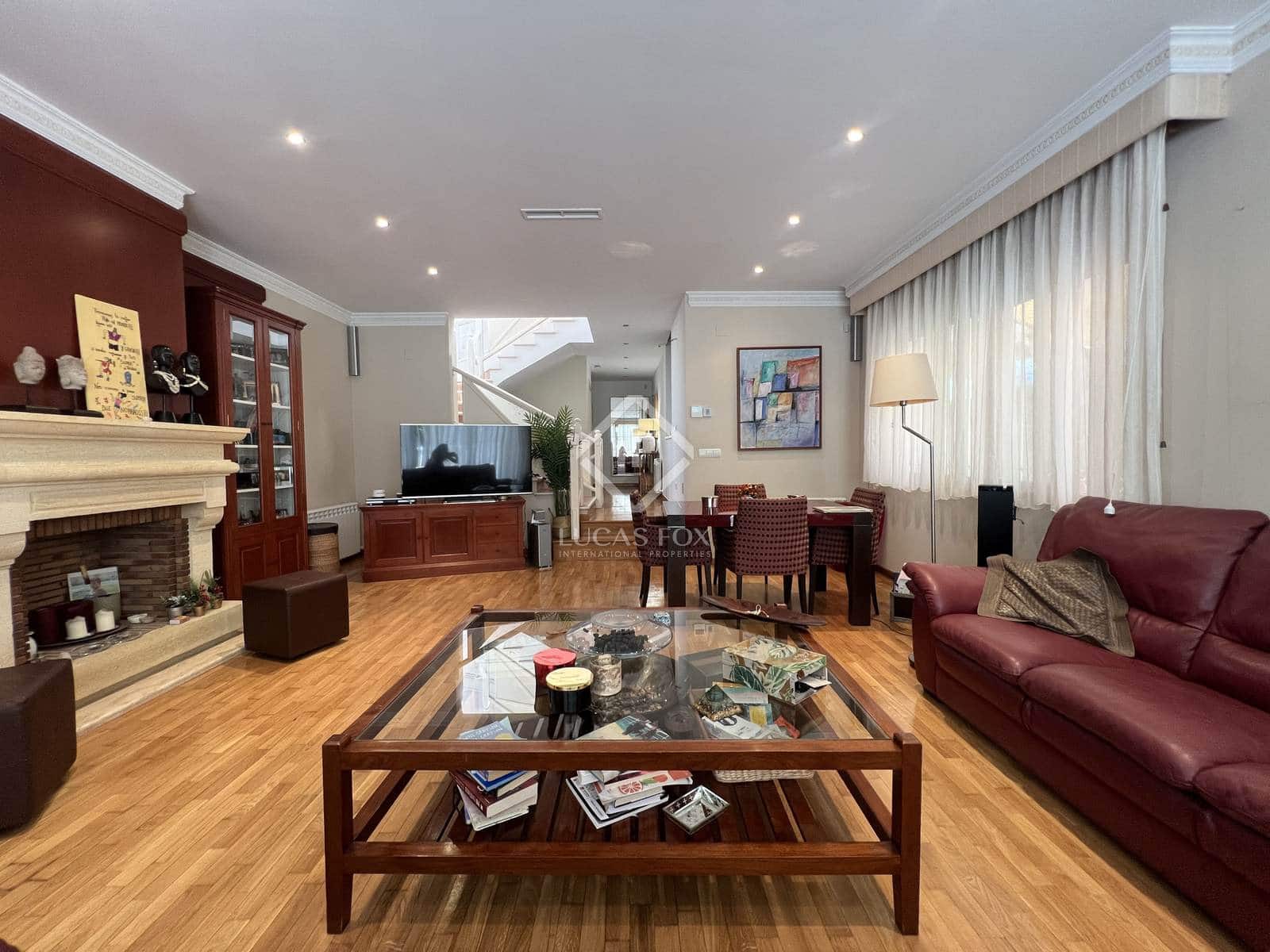 5 Zimmer Villa zu verkaufen in Alicante / Alacant Stadt mit Garage - 1.295.000 € (Ref: 8581644)