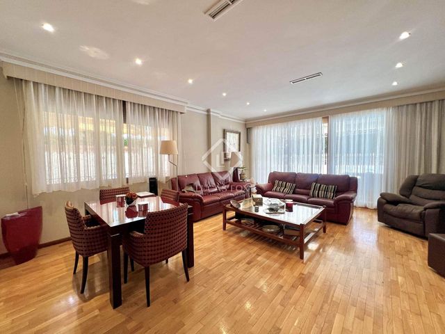 5 soveværelse Villa til salg i Alicante by med garage - € 1.295.000 (Ref: 8581644)